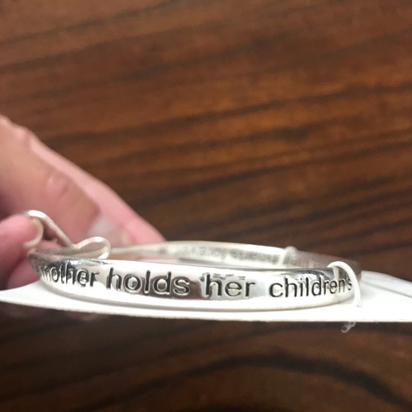 ❤️Mother Bangle Bracelet - Picture 4 of 4
